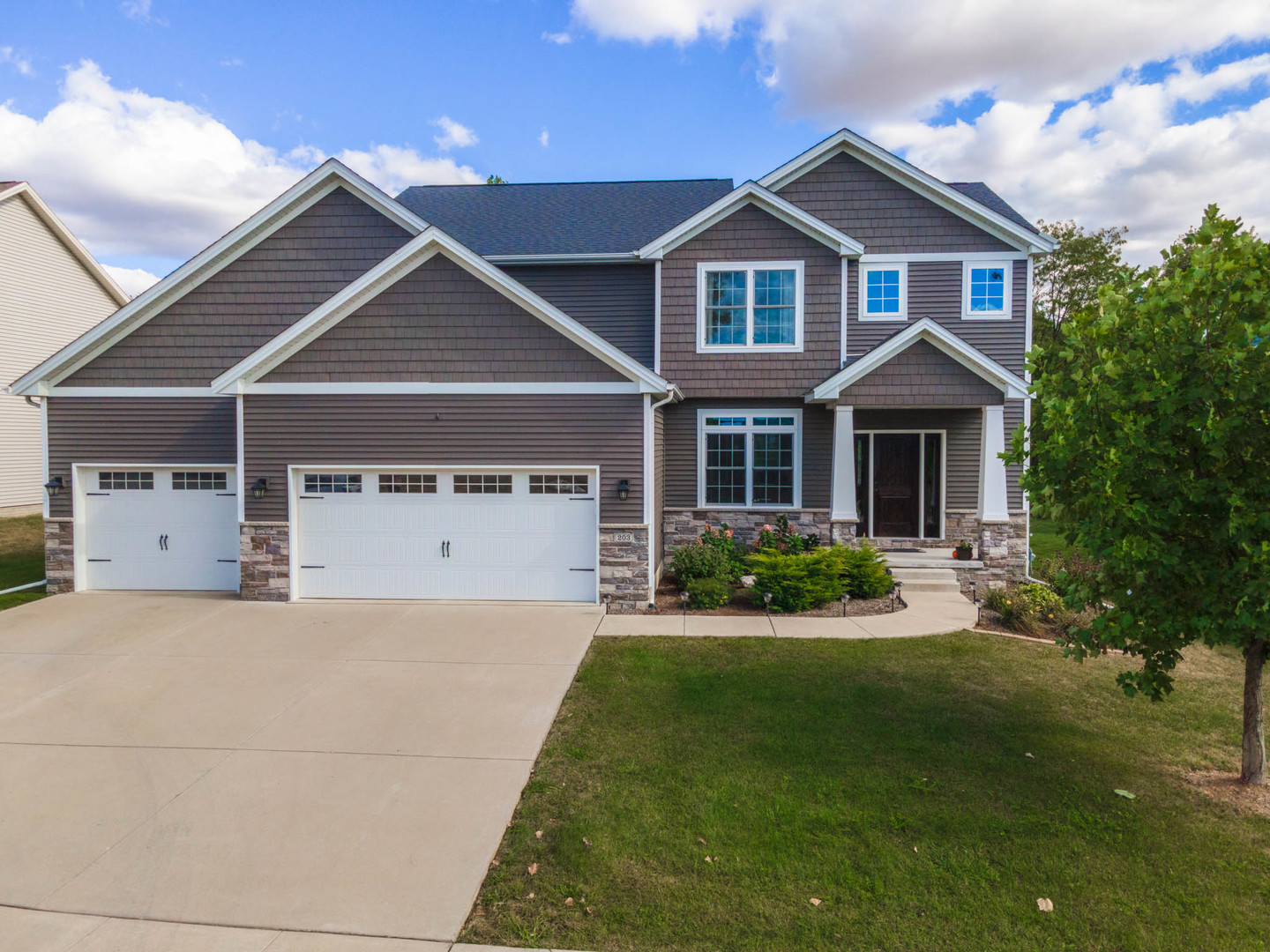 203 Eldon Drive, Downs, IL 61736