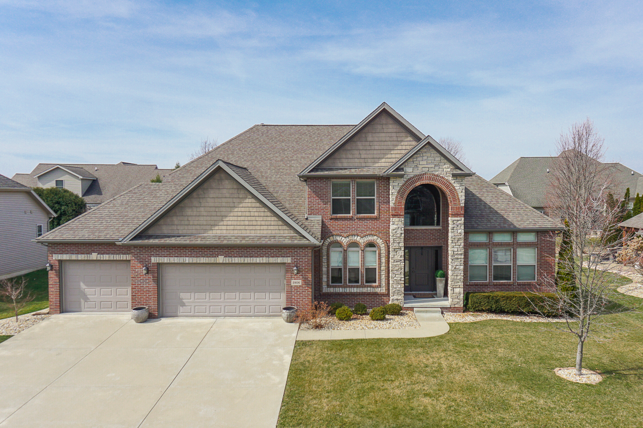 2806 Mowrey Drive, Bloomington, IL 61704