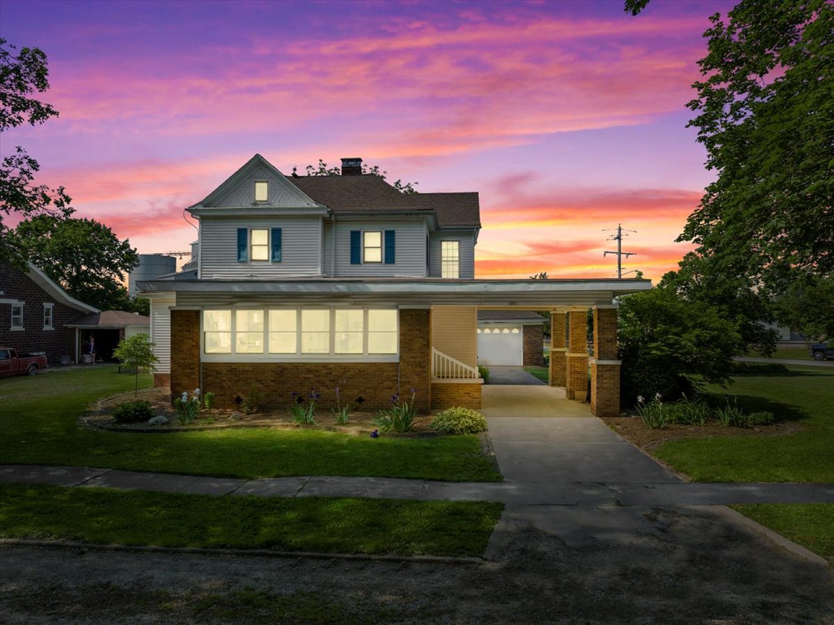 101 W Franklin Street, Carlock, IL 61725
