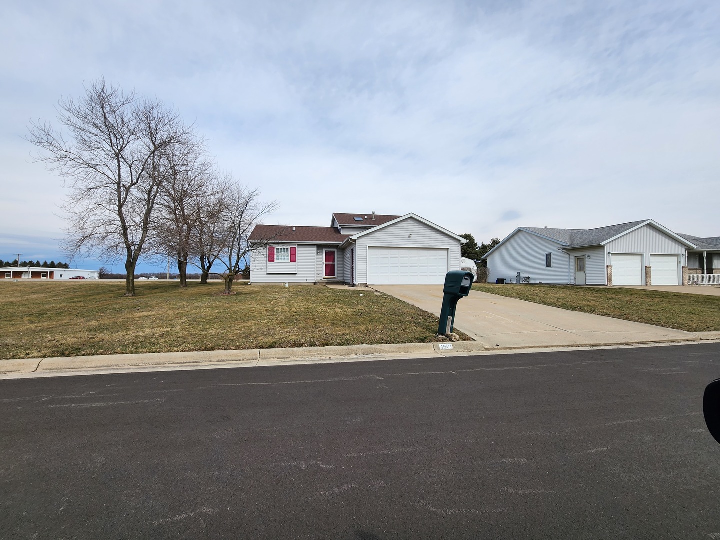 1501 Bethany Lane, Pontiac, IL 61764