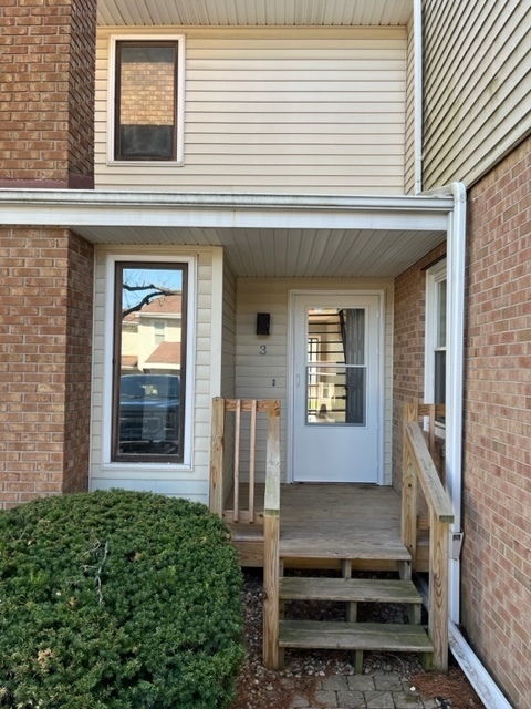 903 N Linden Street #3, Normal, IL 61761