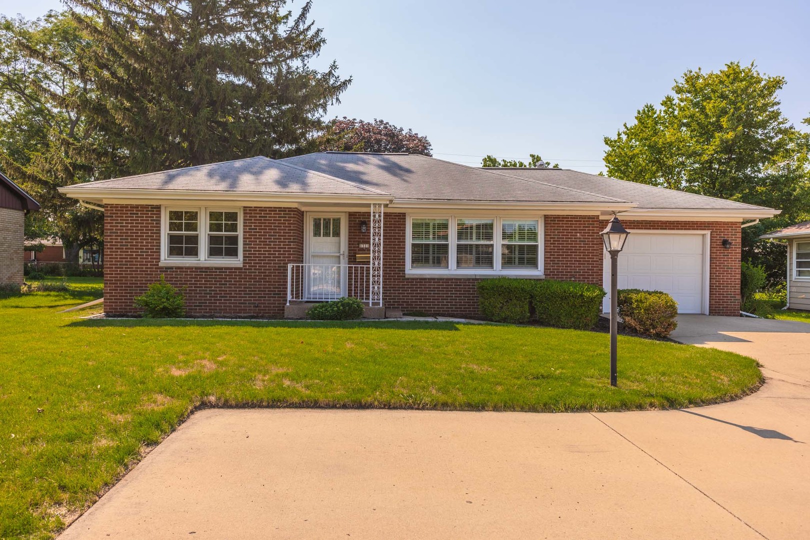1311 Towanda Avenue, Bloomington, IL 61701