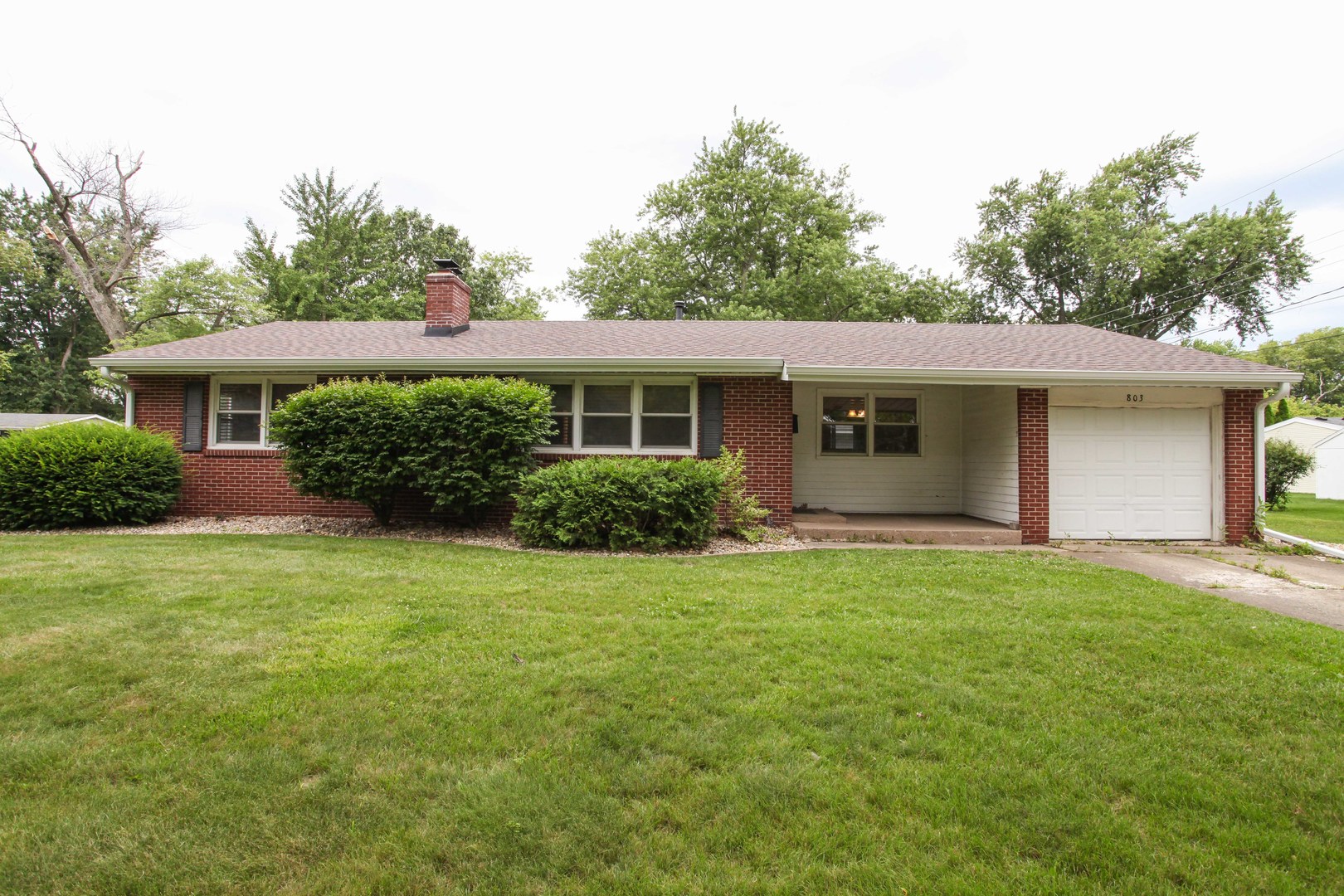 803 Parmon Road, Bloomington, IL 61701