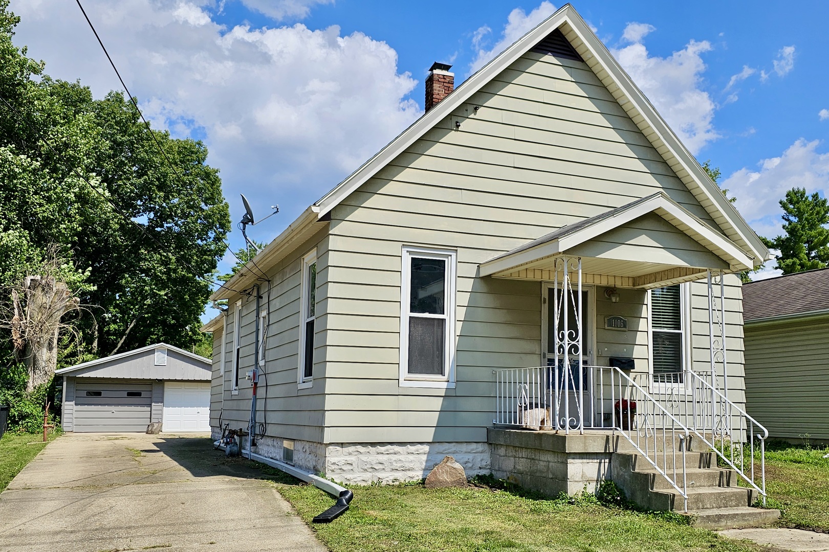 1006 S Adelaide Street, Normal, IL 61761