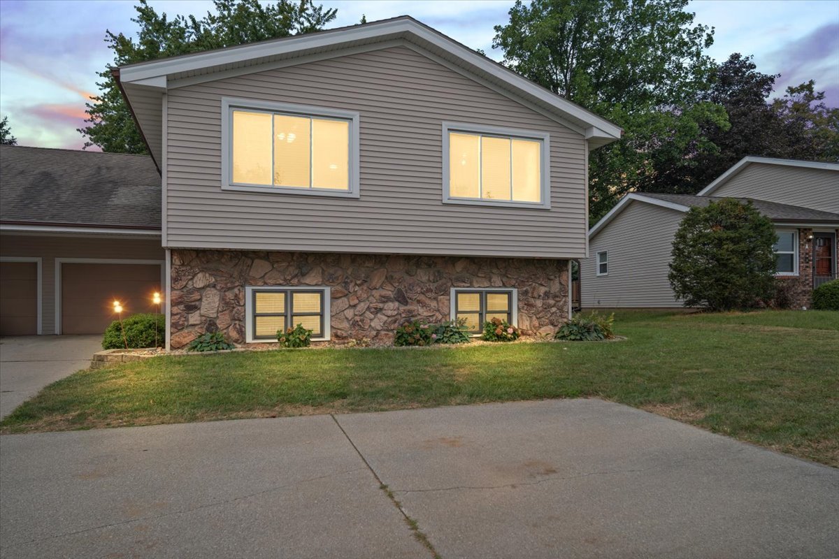 207 S Towanda Avenue #A, Normal, IL 61761