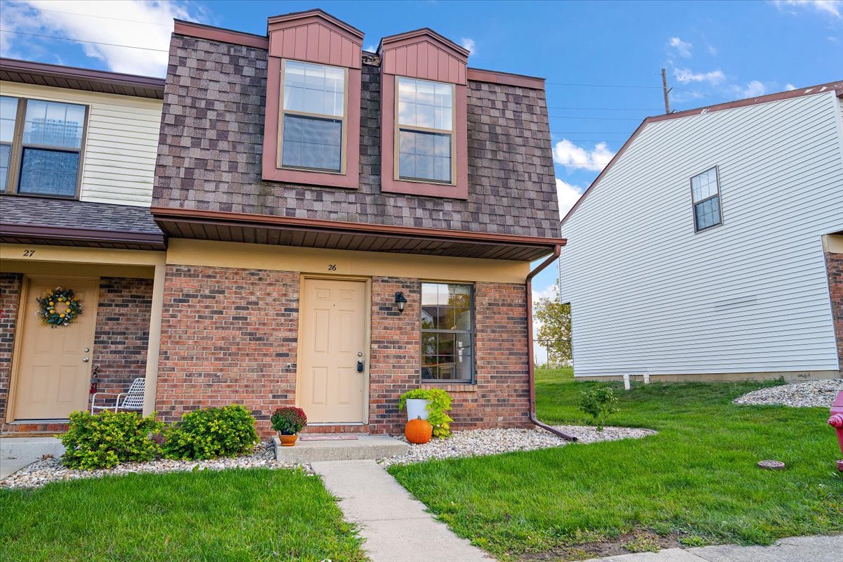 700 N Adelaide Street #26, Normal, IL 61761