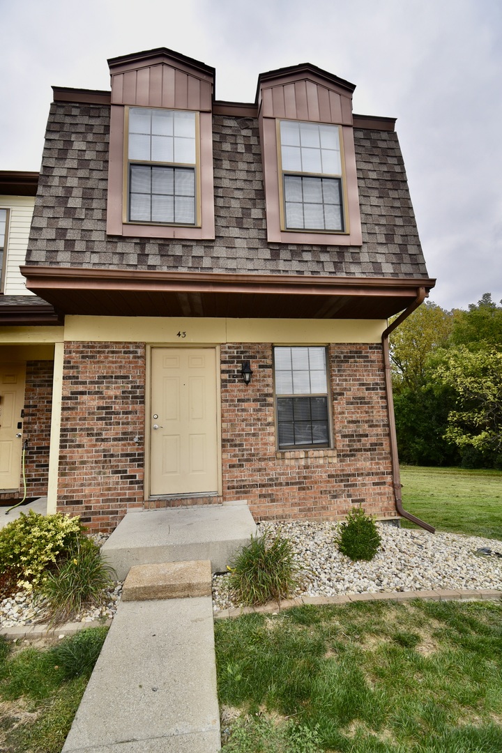 700 N Adelaide Street #43, Normal, IL 61761