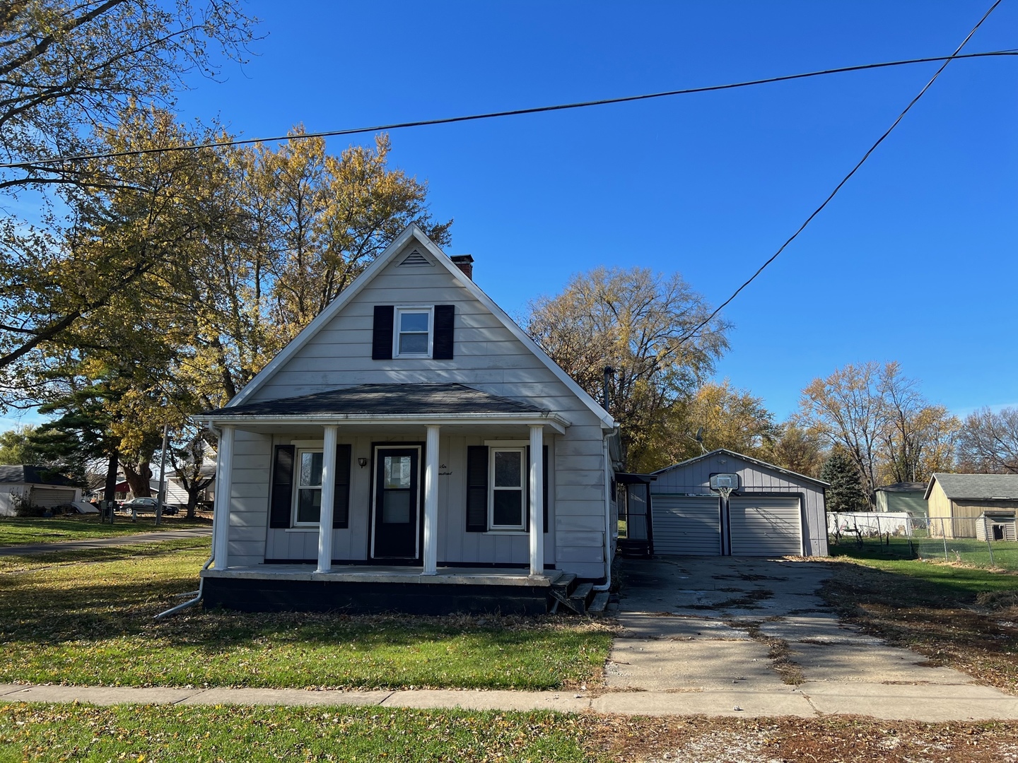 600 N Lincoln Avenue, Saint David, IL 61563