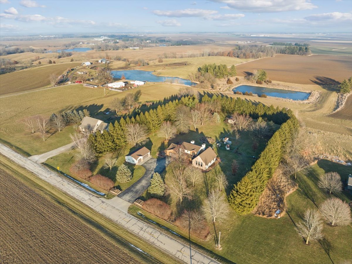 219 Reaba Avenue, Congerville, IL 61729