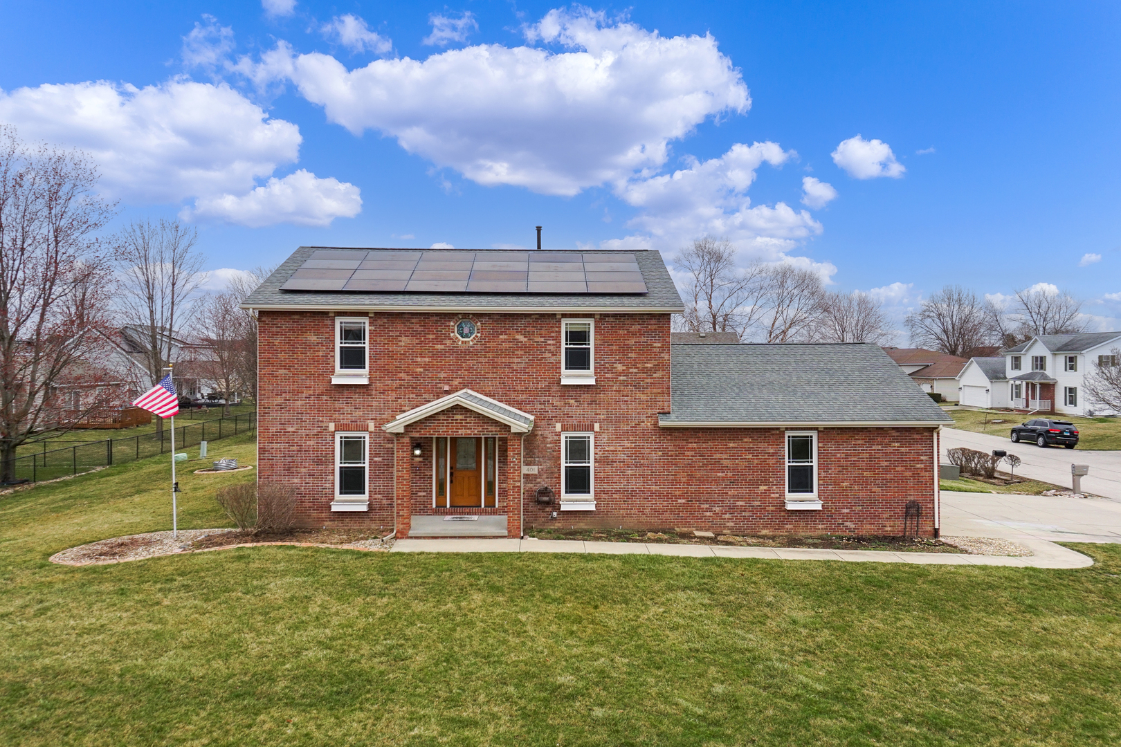 401 Heather Drive, Heyworth, IL 61745