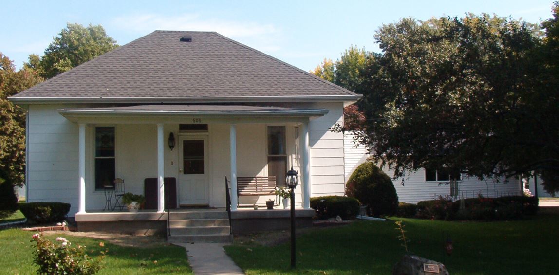 606 NW Pearl Street, Atlanta, IL 61723