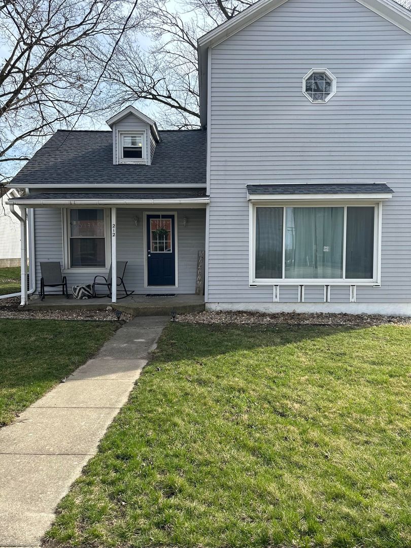 212 W Chicago Street, Minier, IL 61759