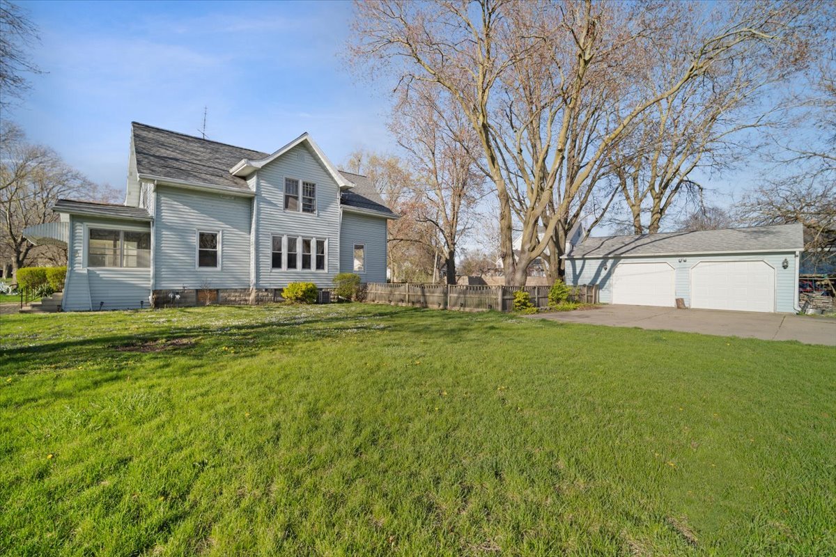 410 Market Street, Gridley, IL 61744