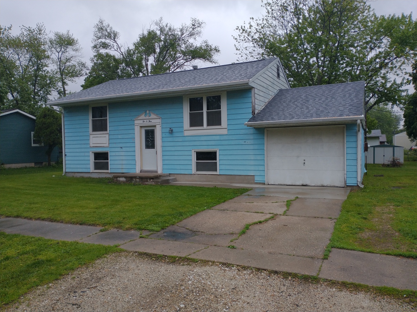 203 Saint Anthony Street, South Pekin, IL 61564