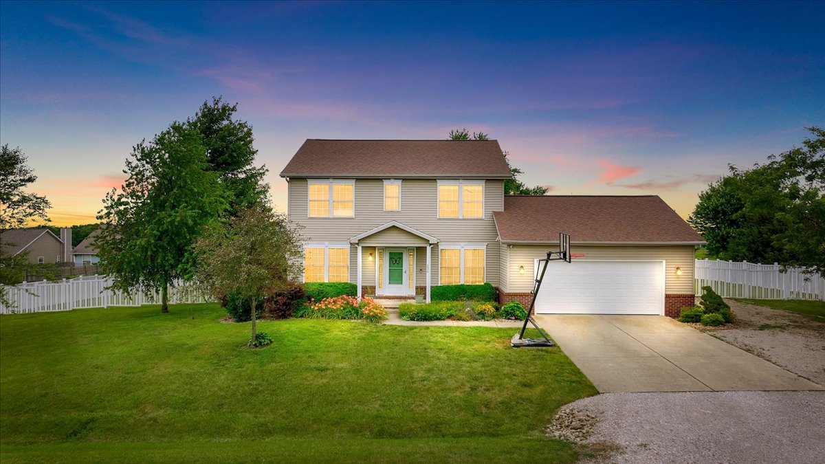 320 Talofa Drive, Carlock, IL 61725