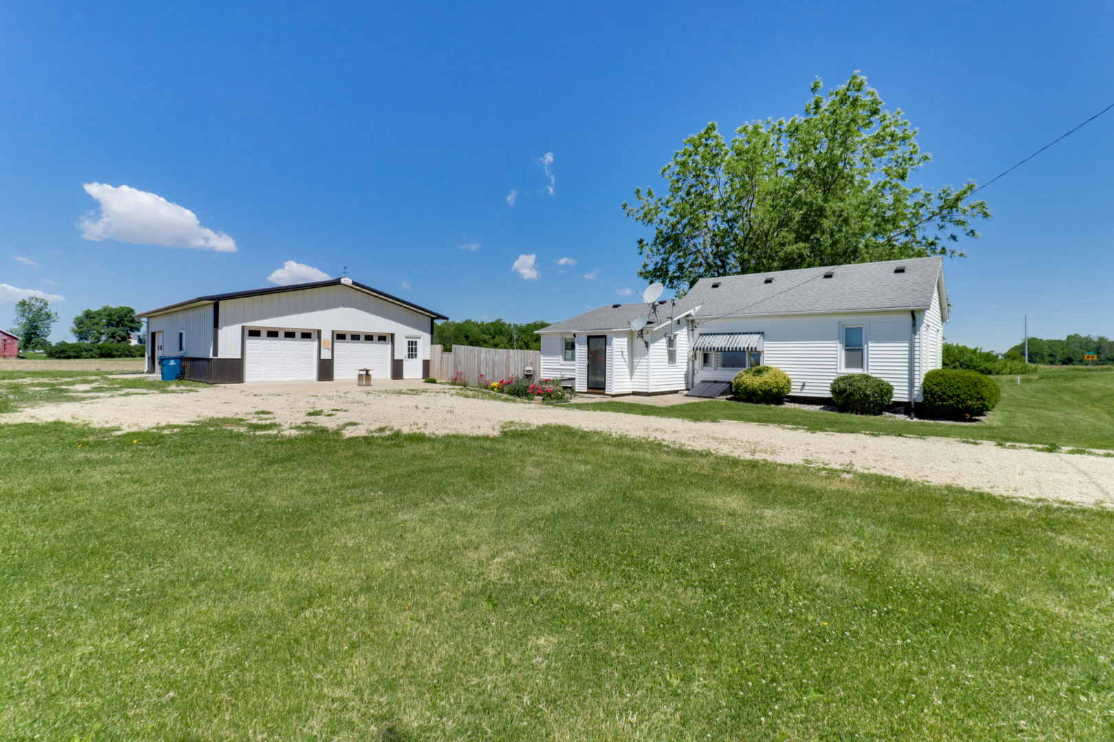 17452 N 200 East Road, Danvers, IL 61732