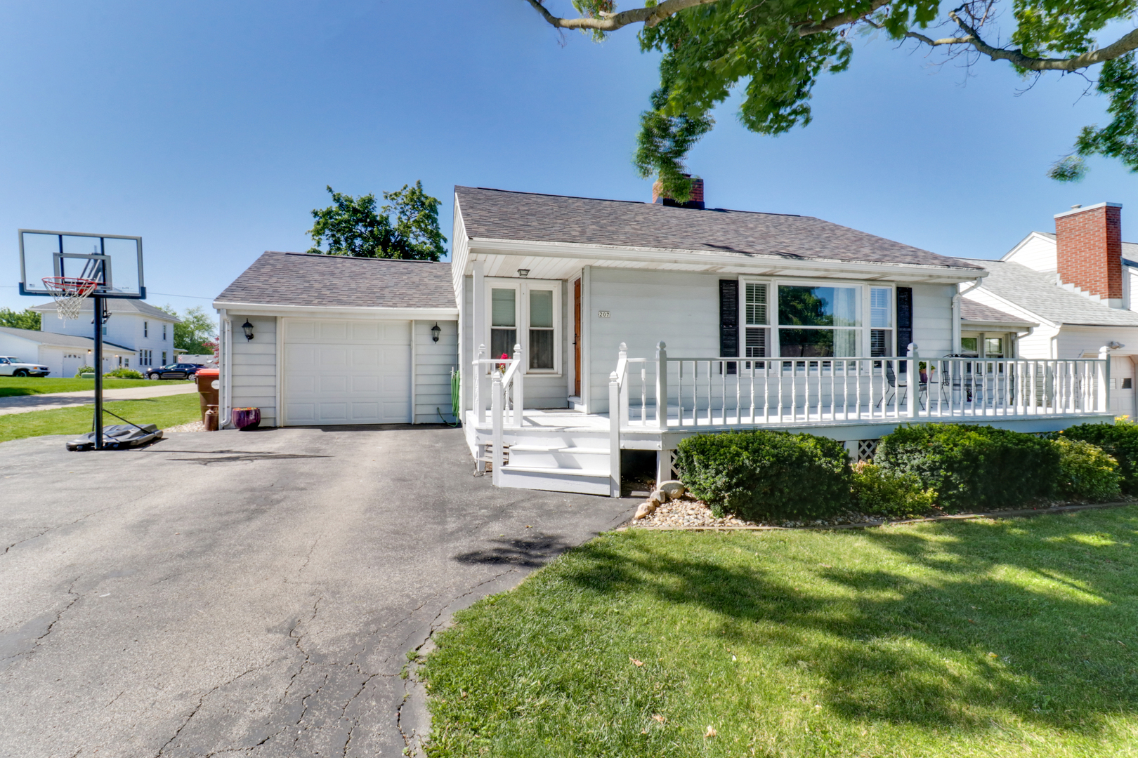 207 E Park Street, Danvers, IL 61732