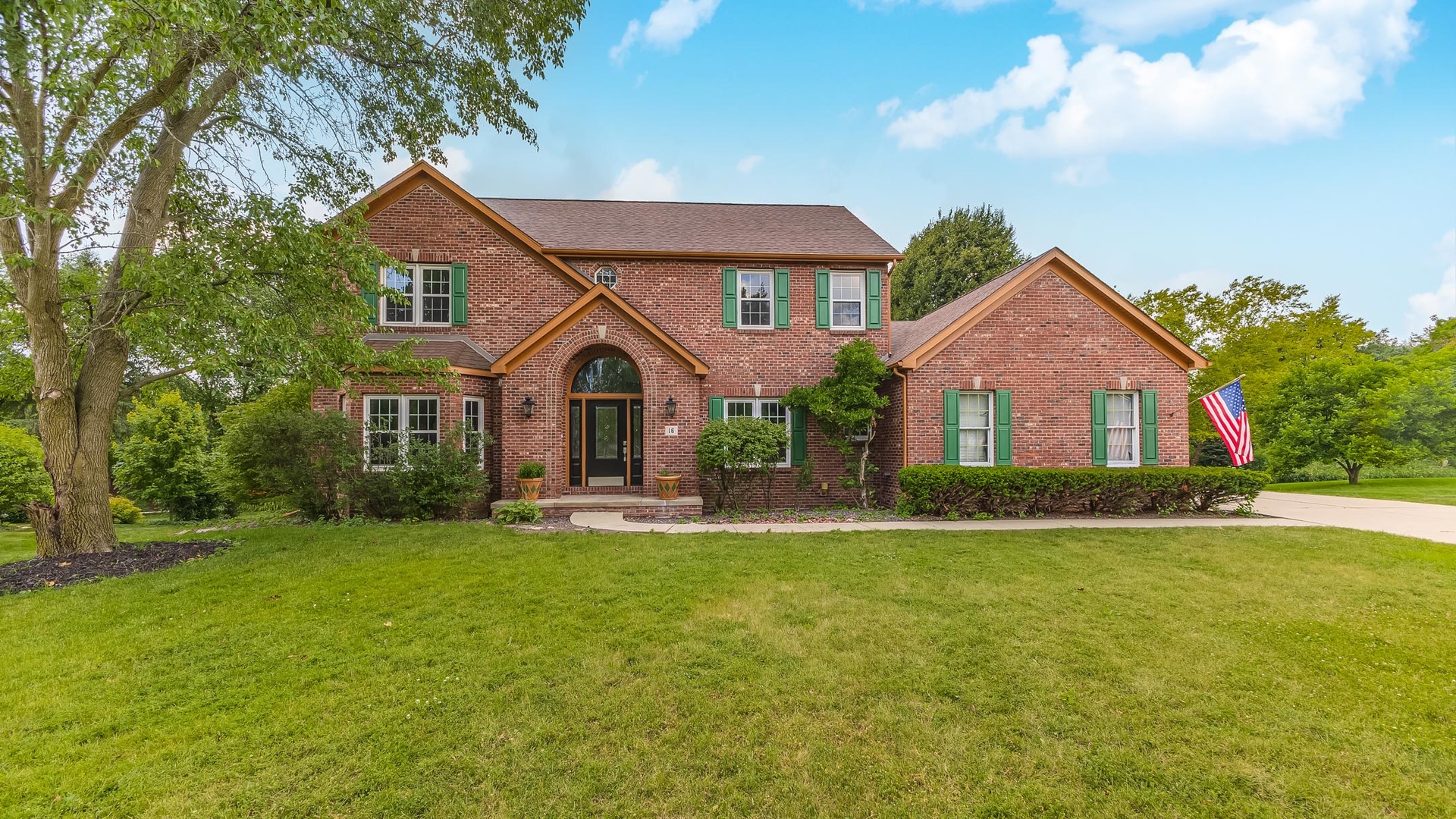 16 Barley Circle, Bloomington, IL 61704