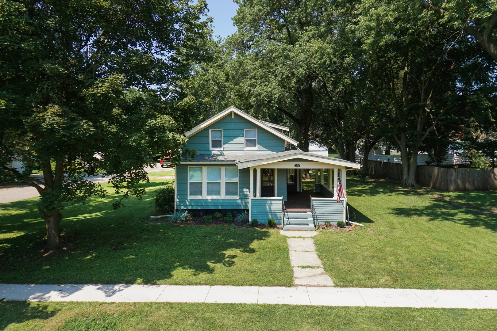 119 W 5th Street, Delavan, IL 61734