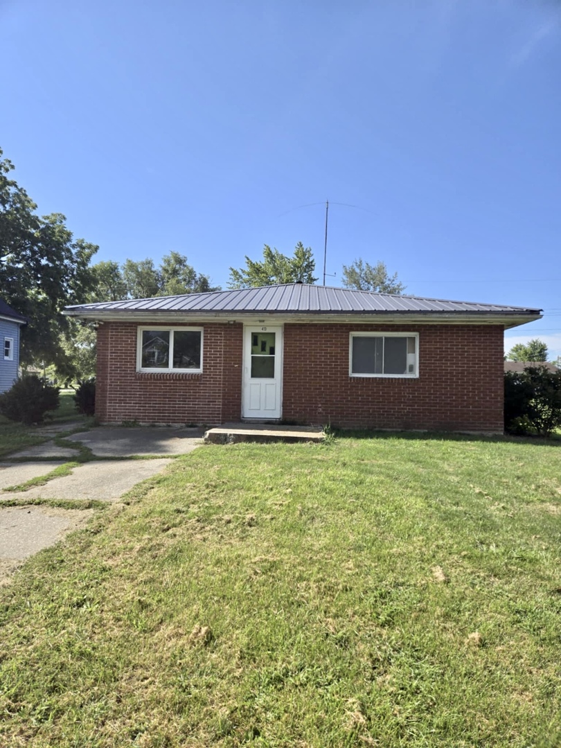 413 E Oak Street, Chatsworth, IL 60921