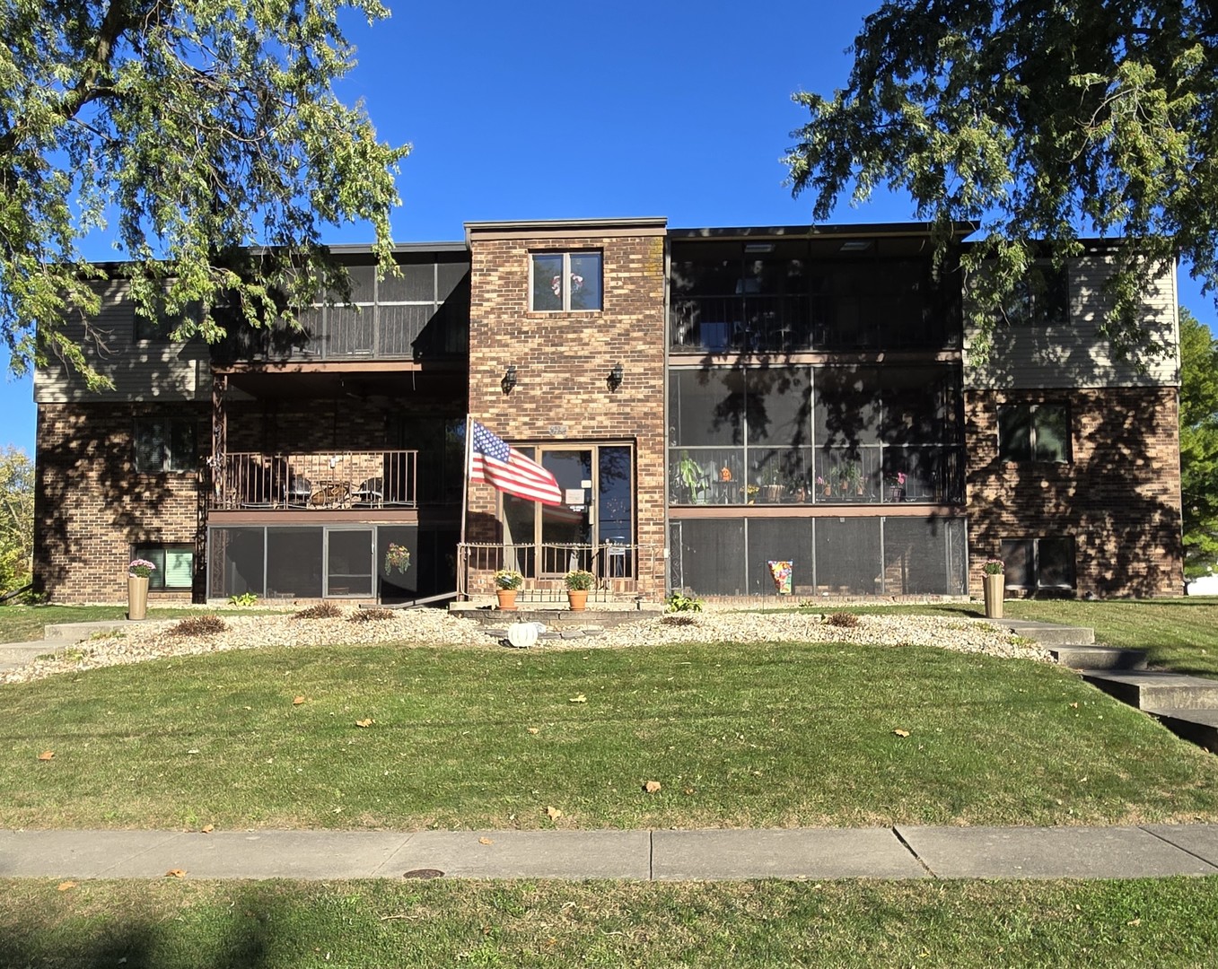 824 Mcgregor Street #10, Bloomington, IL 61701