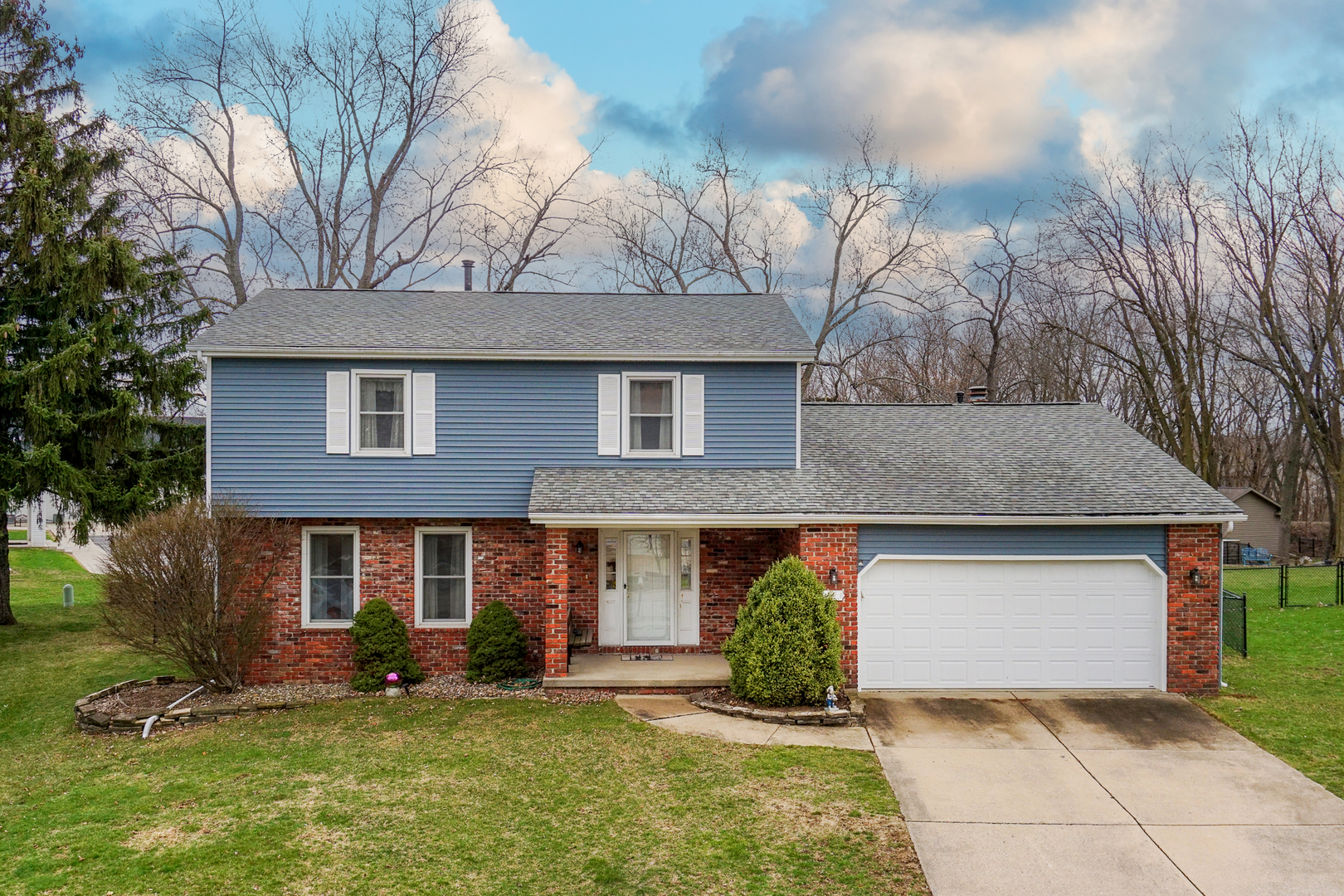 1303 Heritage Road, Normal, IL 61761