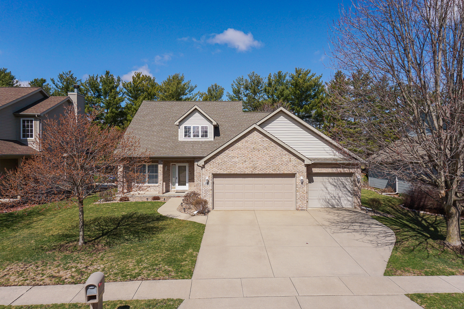 1008 Pine Meadows Court, Normal, IL 61761