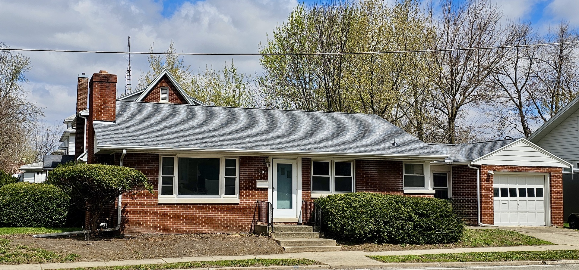 502 E Emerson Street, Bloomington, IL 61701