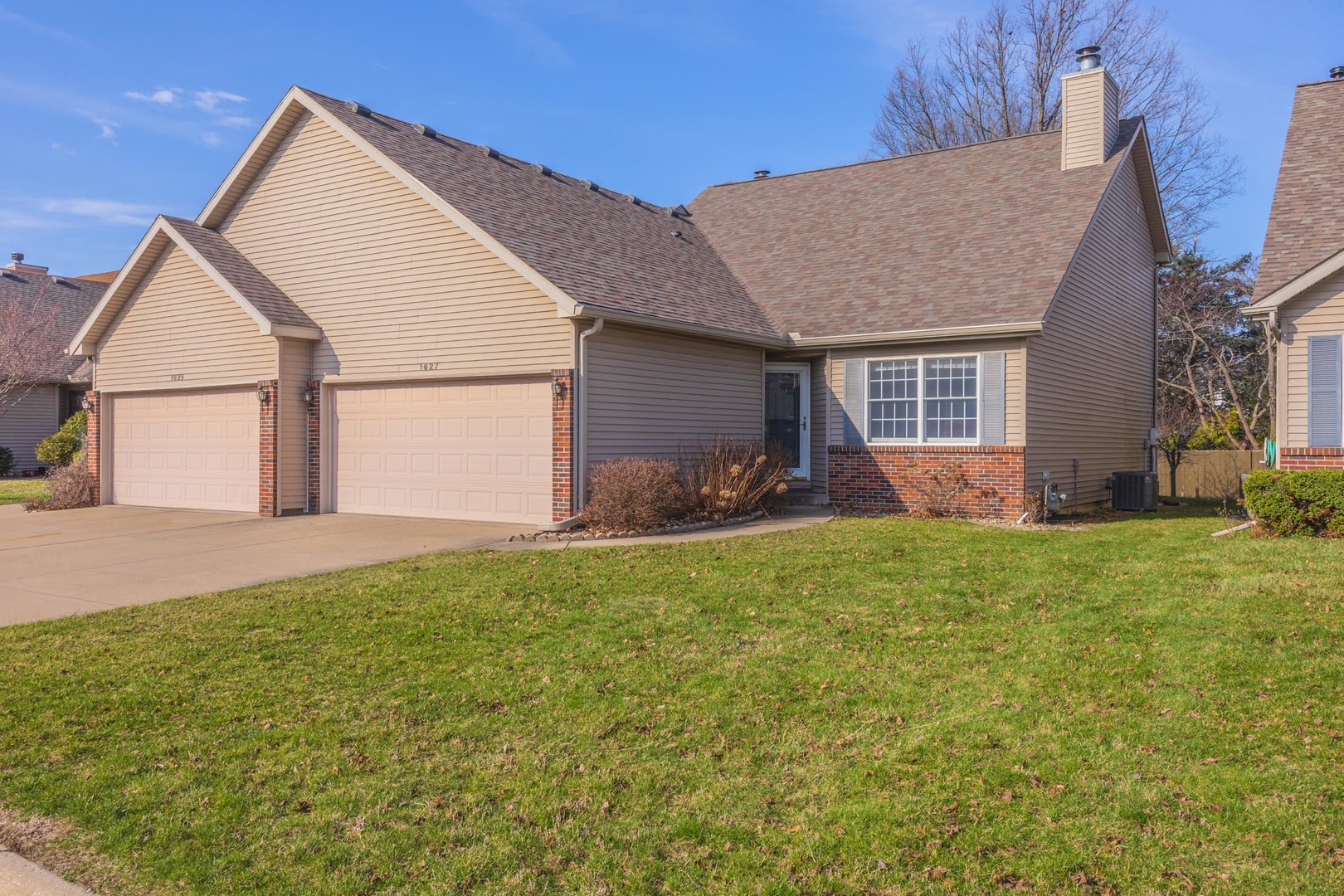 1627 Frontier Drive, Normal, IL 61761