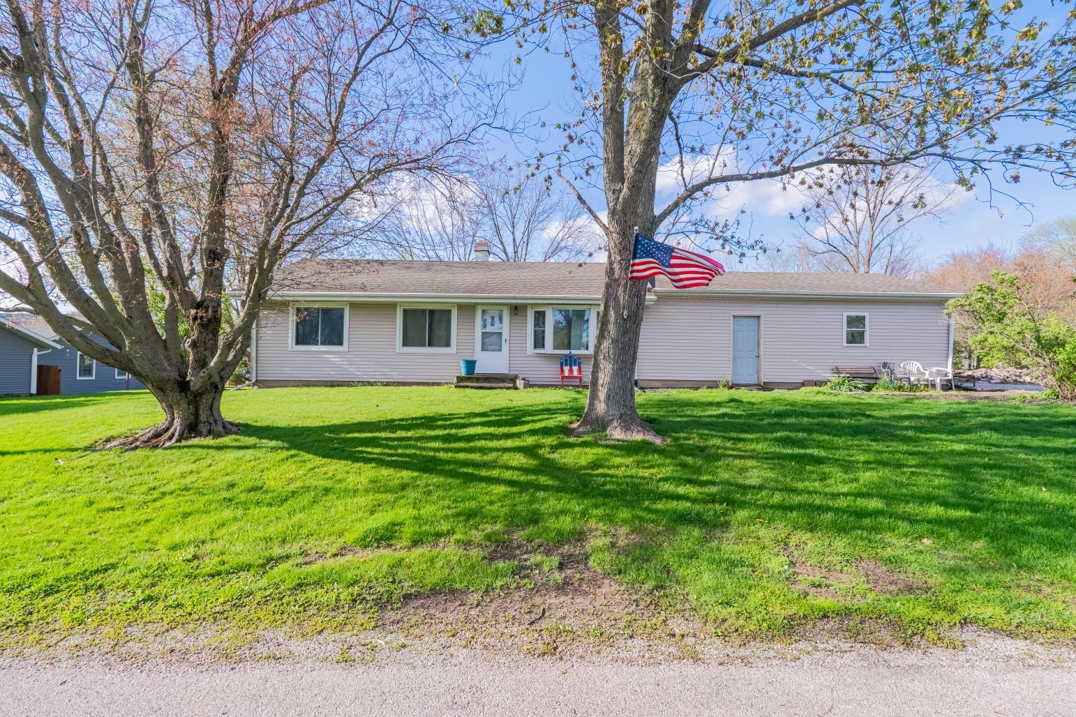 306 E Dooley Street, Downs, IL 61736