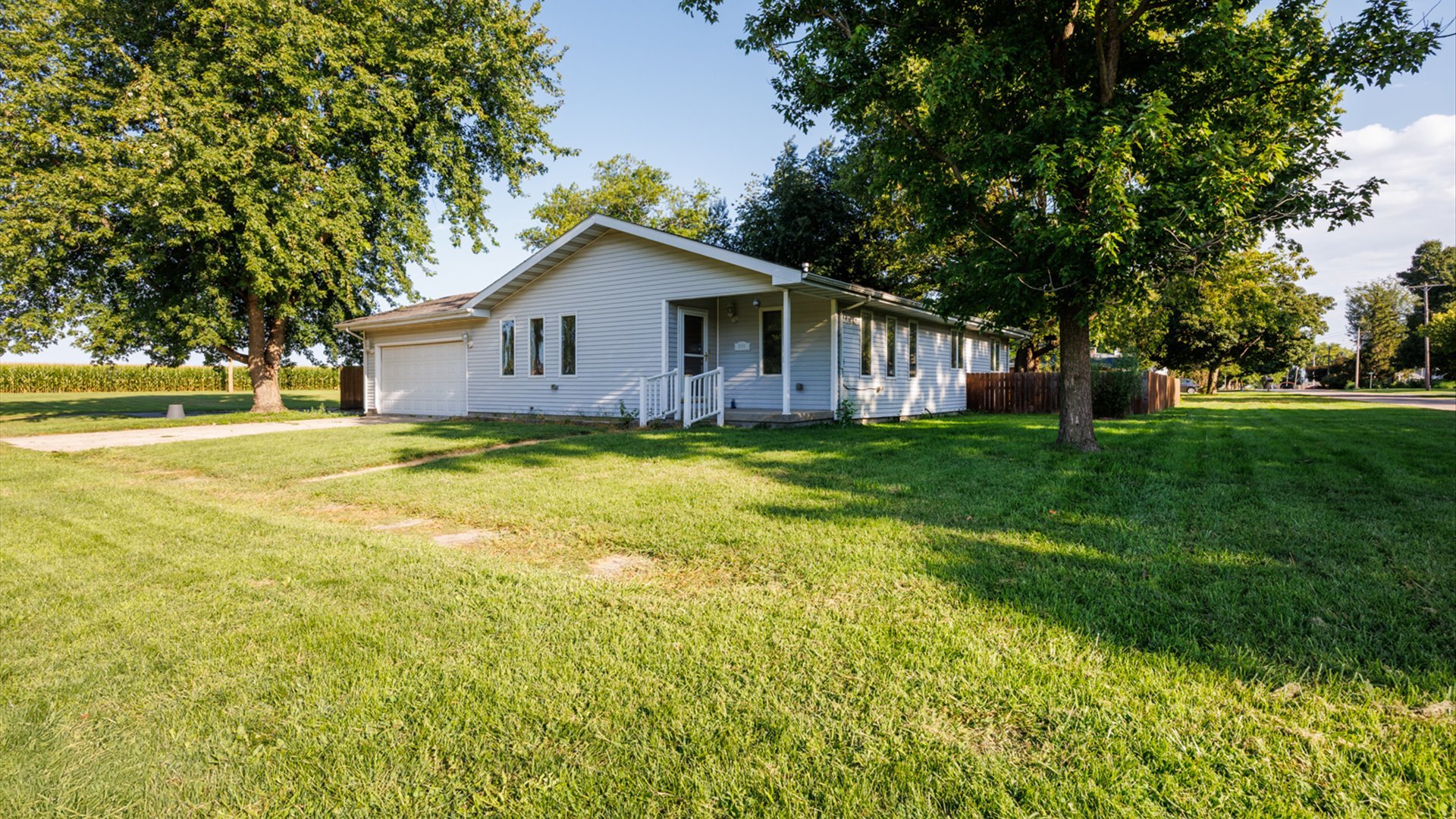 800 W Hamilton Street, Atlanta, IL 61723