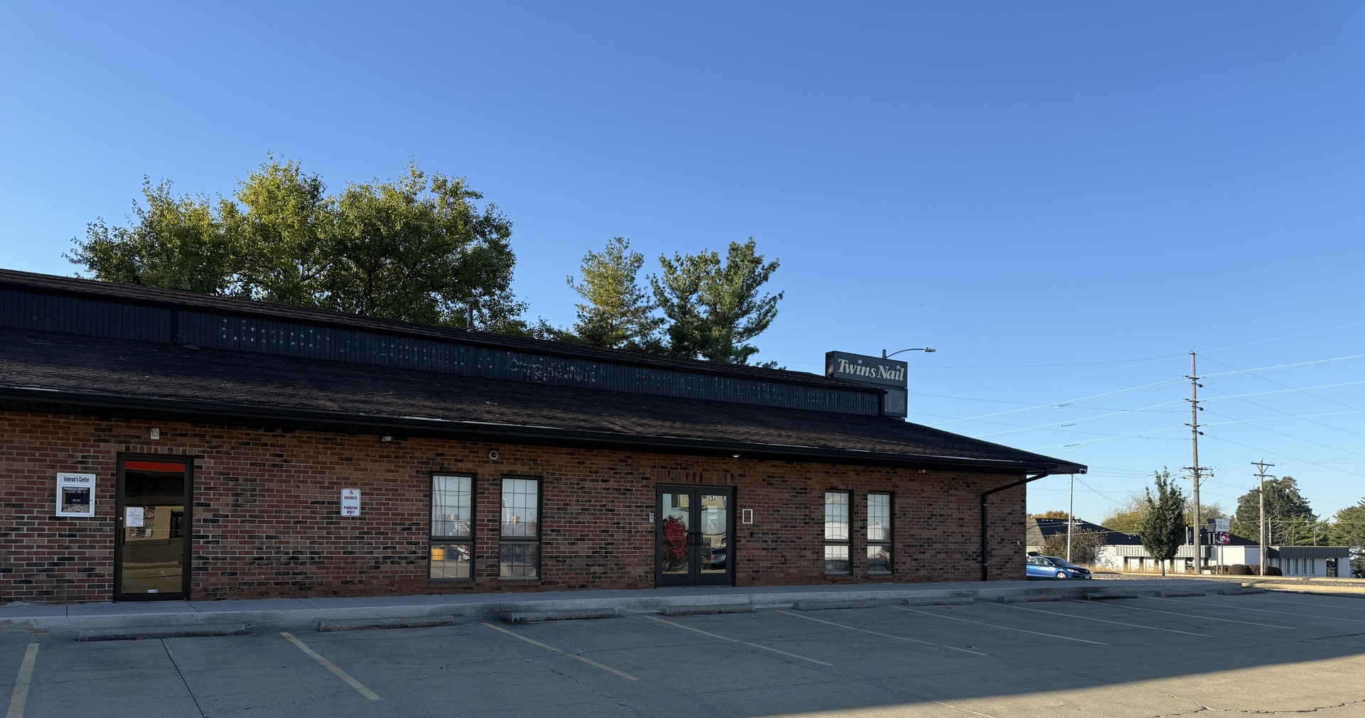 1319 N Veterans Parkway #3A, Bloomington, IL 61704