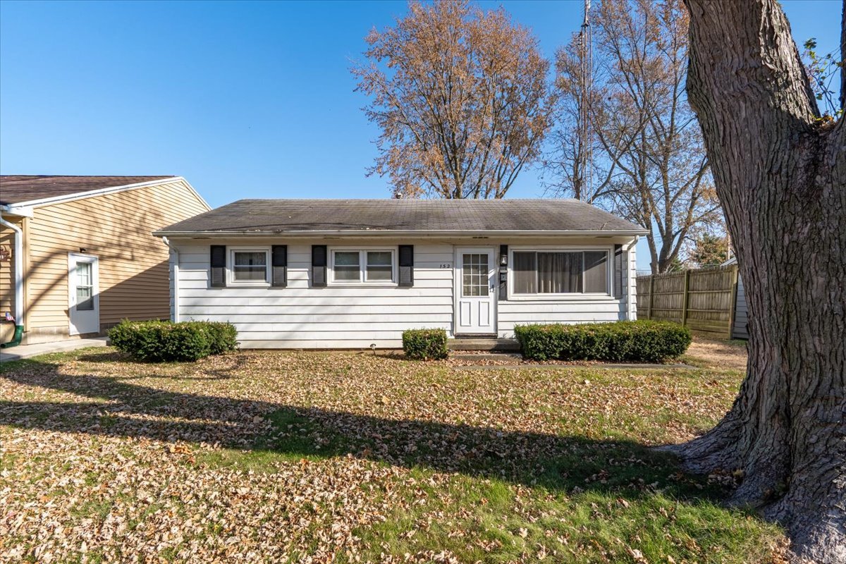 152 Debruler Drive, Lincoln, IL 62656