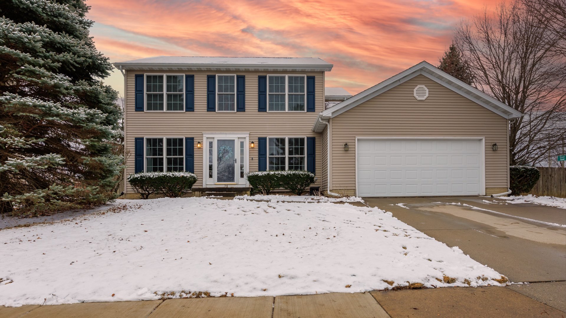 34 Downing Circle, Bloomington, IL 61704