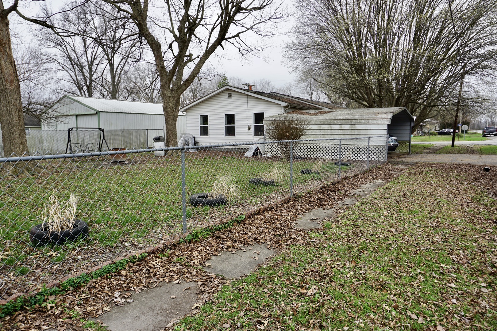 301 S Sims Street, Royalton, IL 62983