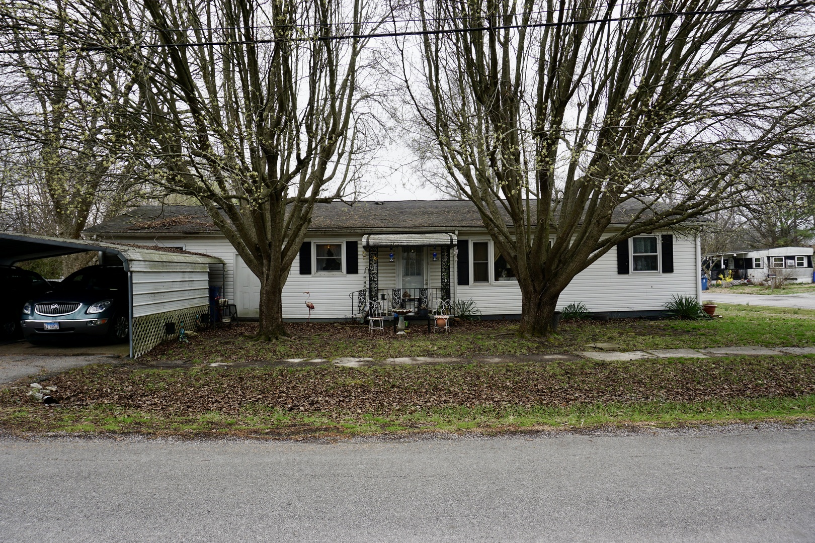 301 S Sims Street, Royalton, IL 62983