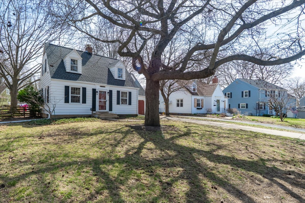 413 Grant Street, Normal, IL 61761