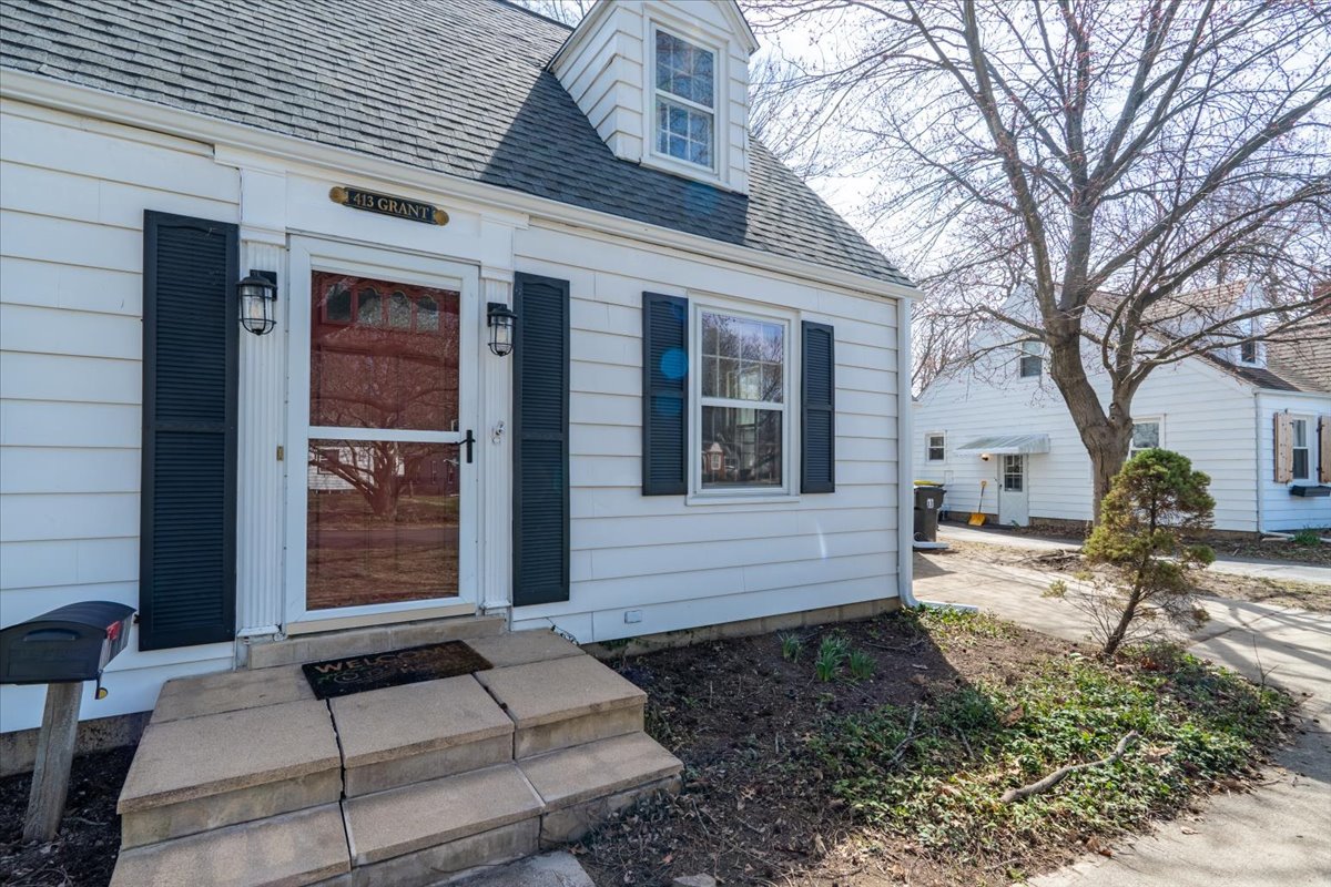 413 Grant Street, Normal, IL 61761