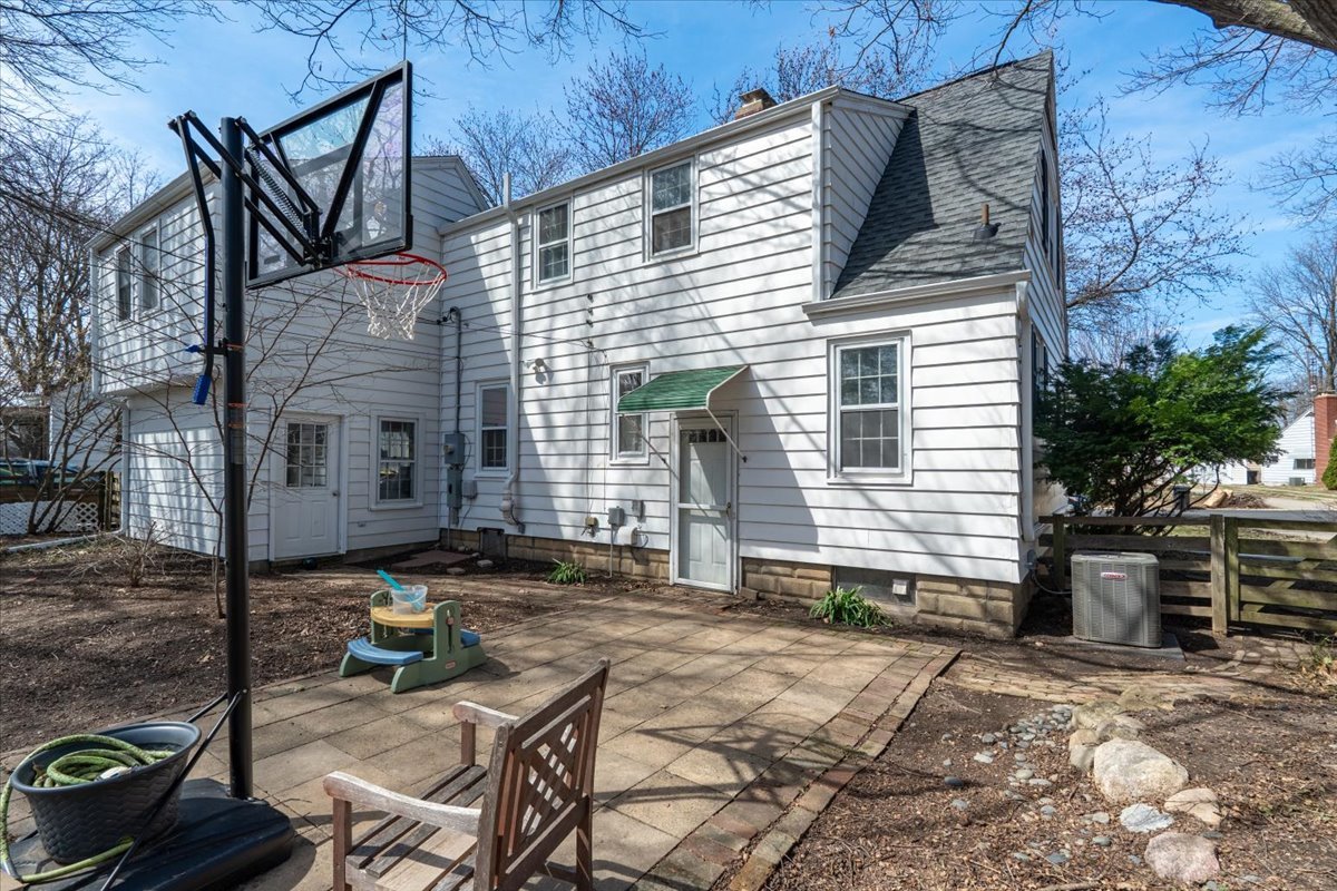 413 Grant Street, Normal, IL 61761