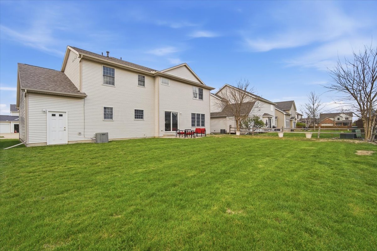 3255 Fire Fly Court, Normal, IL 61761