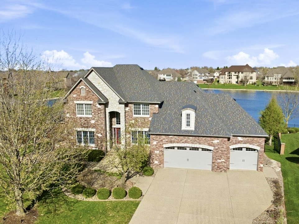 5 Mackenzie Court, Bloomington, IL 61704