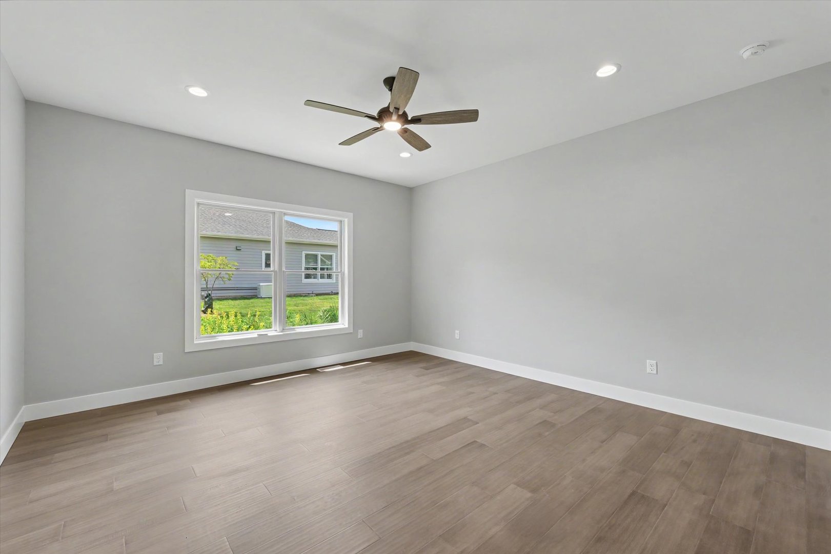 512 S 6th Street, Fairbury, IL 61739