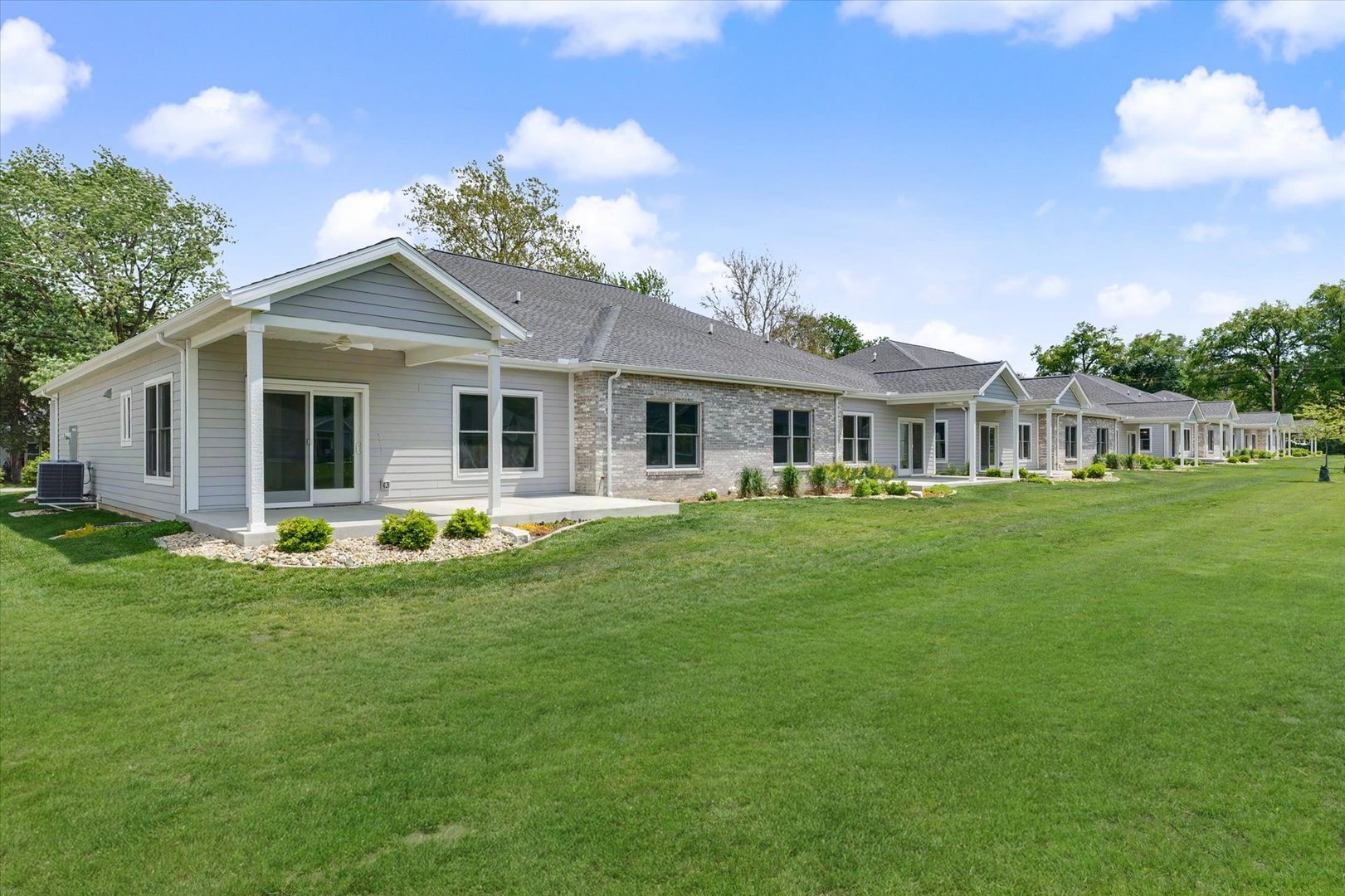 512 S 6th Street, Fairbury, IL 61739