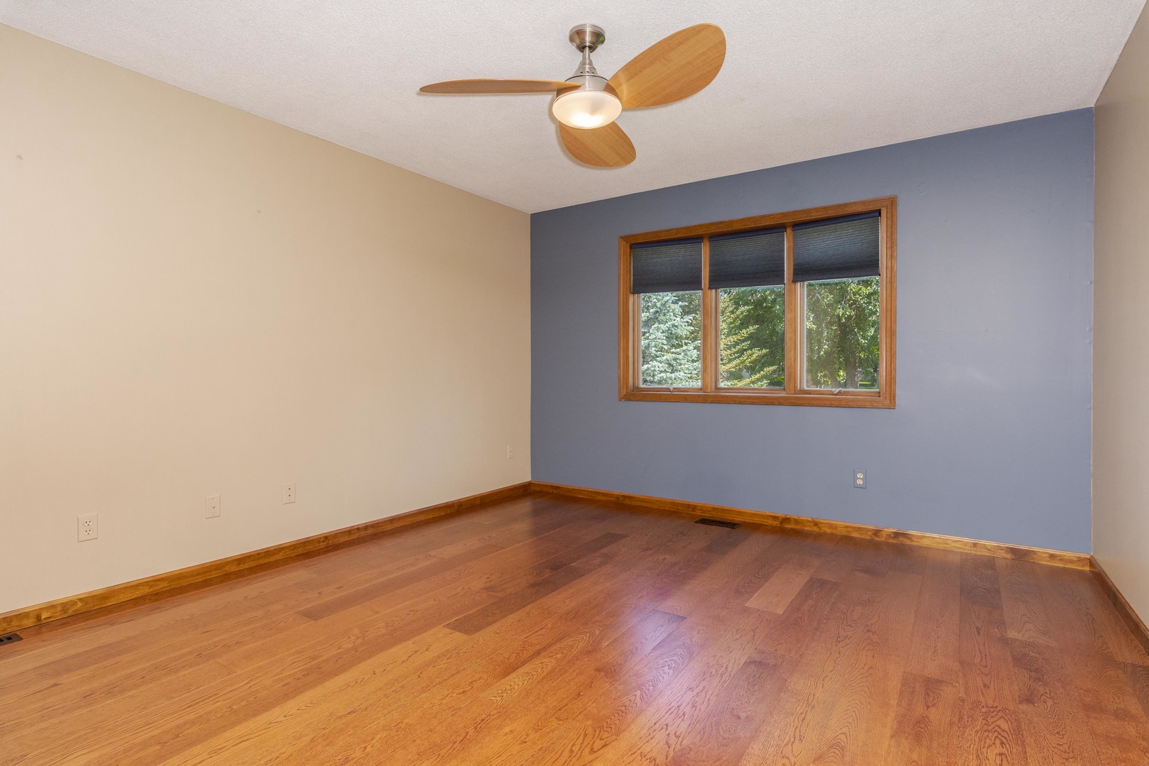2707 Foxridge Run, Bloomington, IL 61704