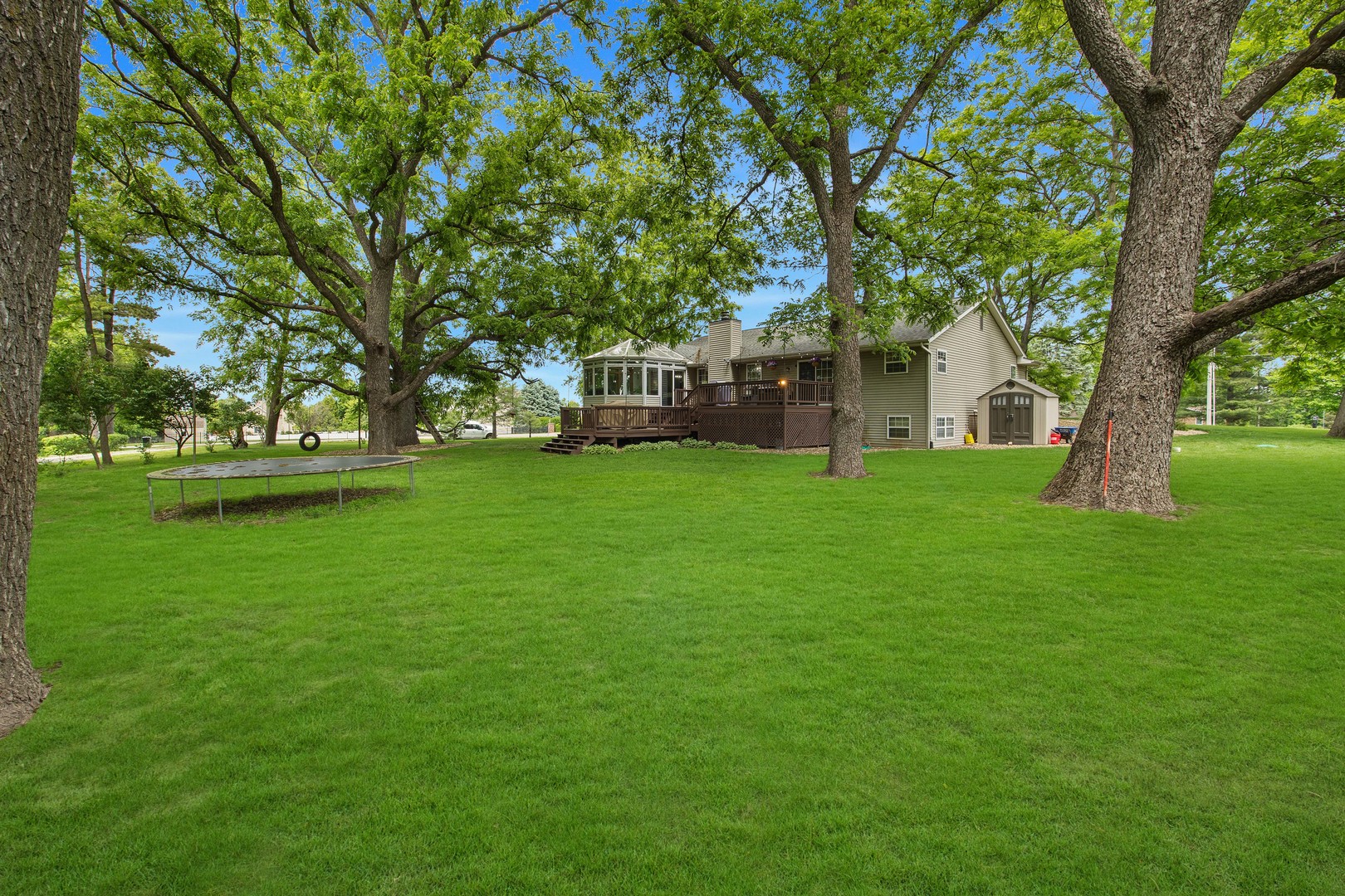1297 N Forrest Drive, Metamora, IL 61548