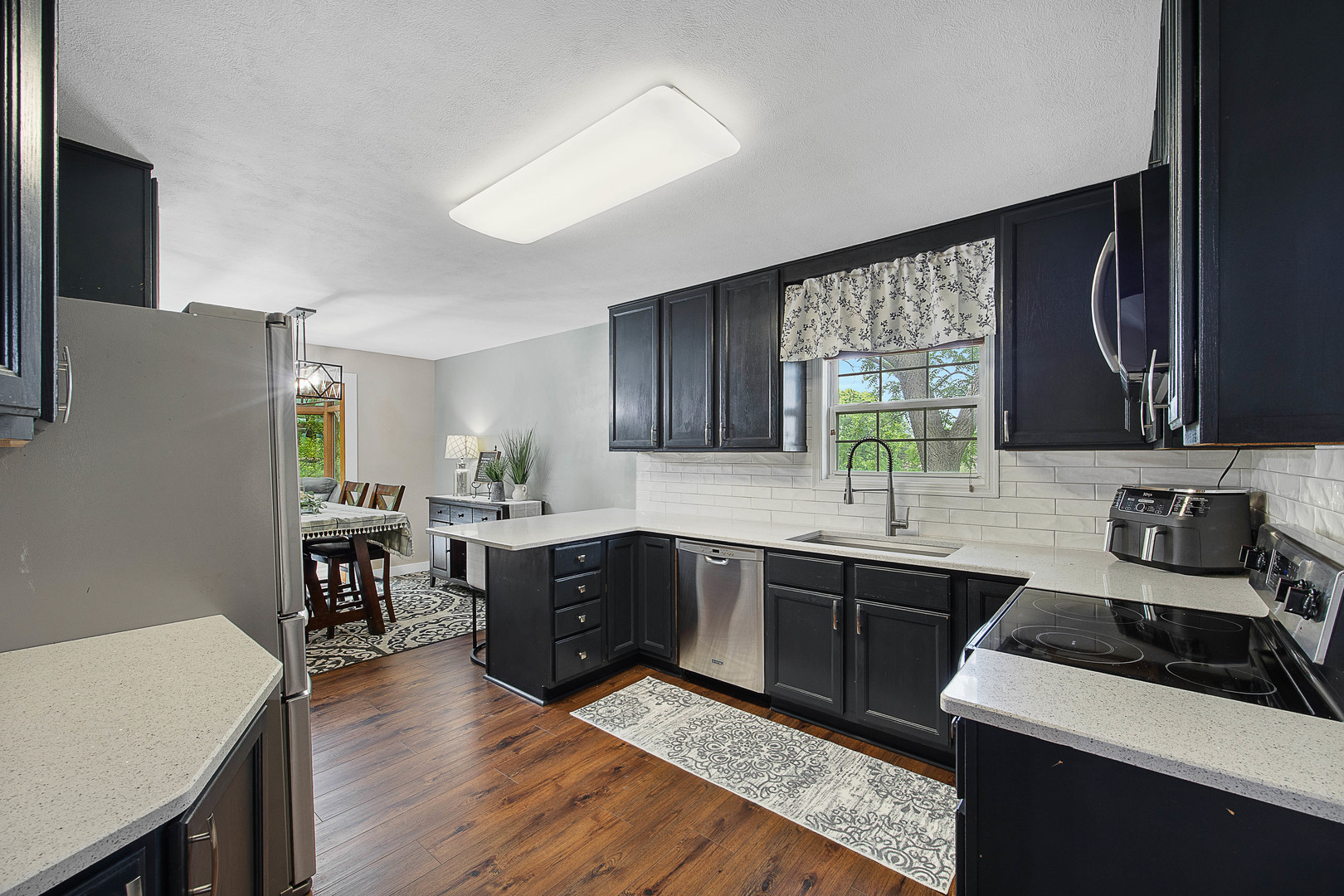 1297 N Forrest Drive, Metamora, IL 61548