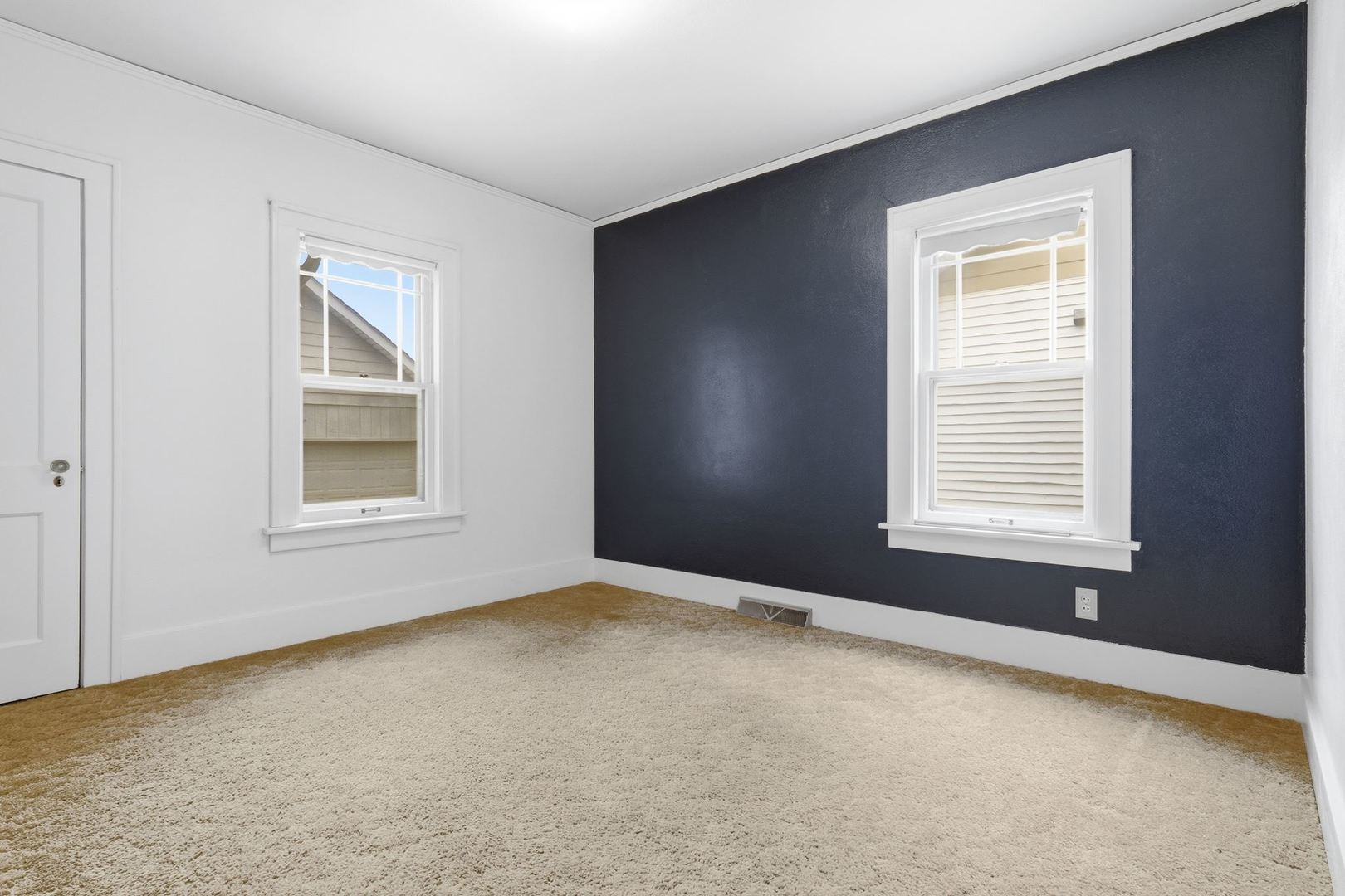 1917 W Callender Avenue, West Peoria, IL 61604