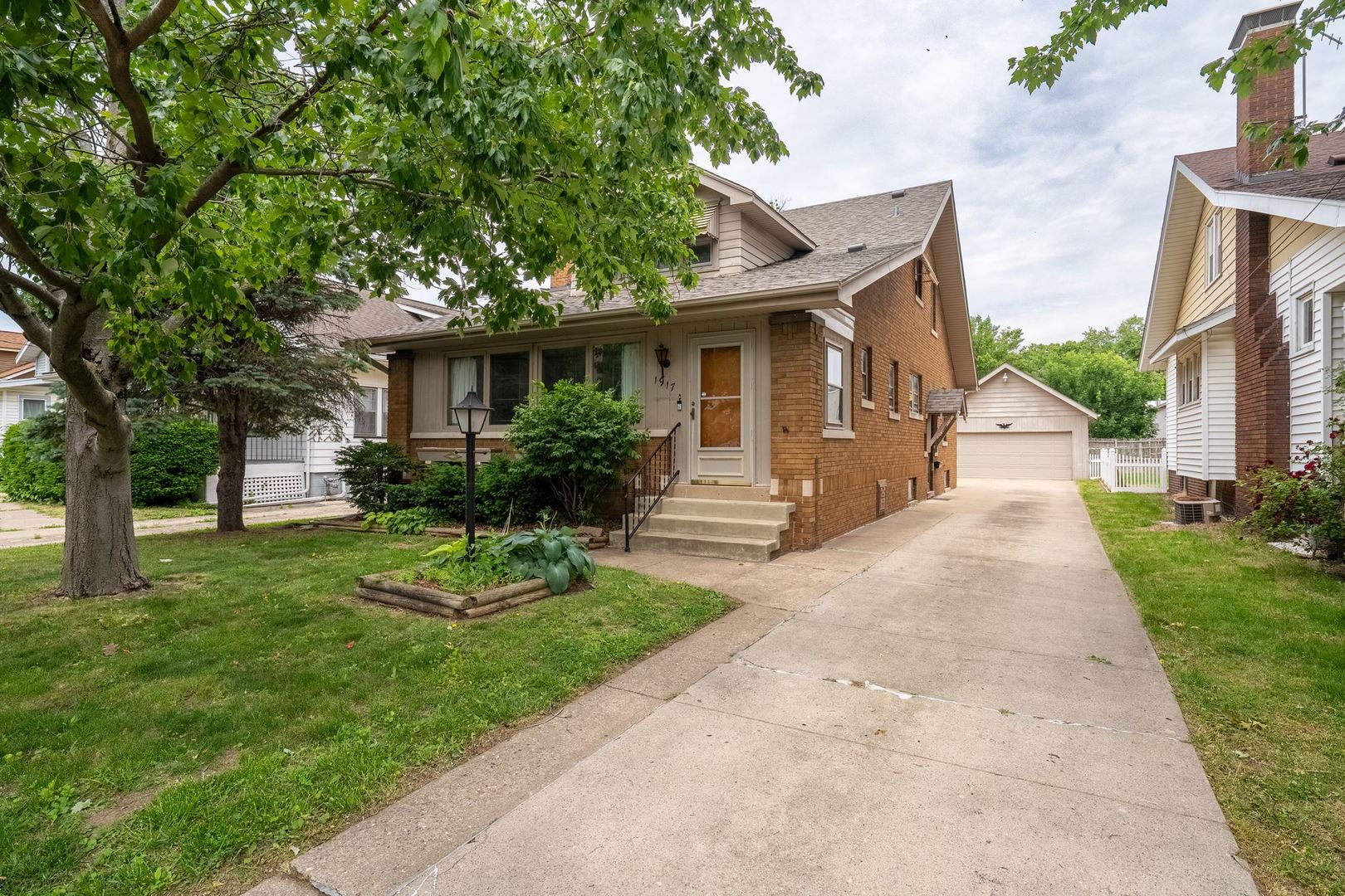 1917 W Callender Avenue, West Peoria, IL 61604