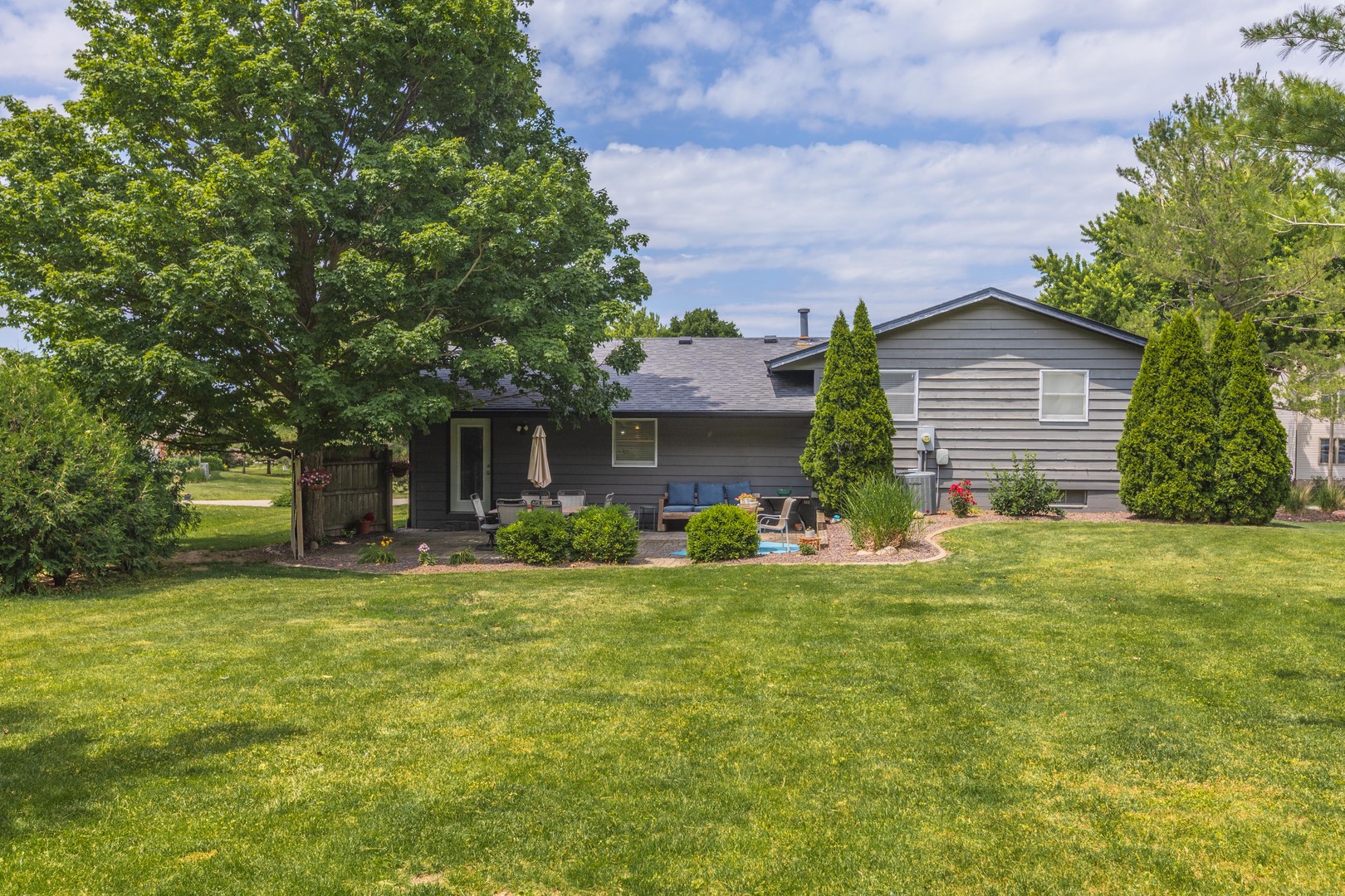 113 Boulder Drive, Gridley, IL 61744