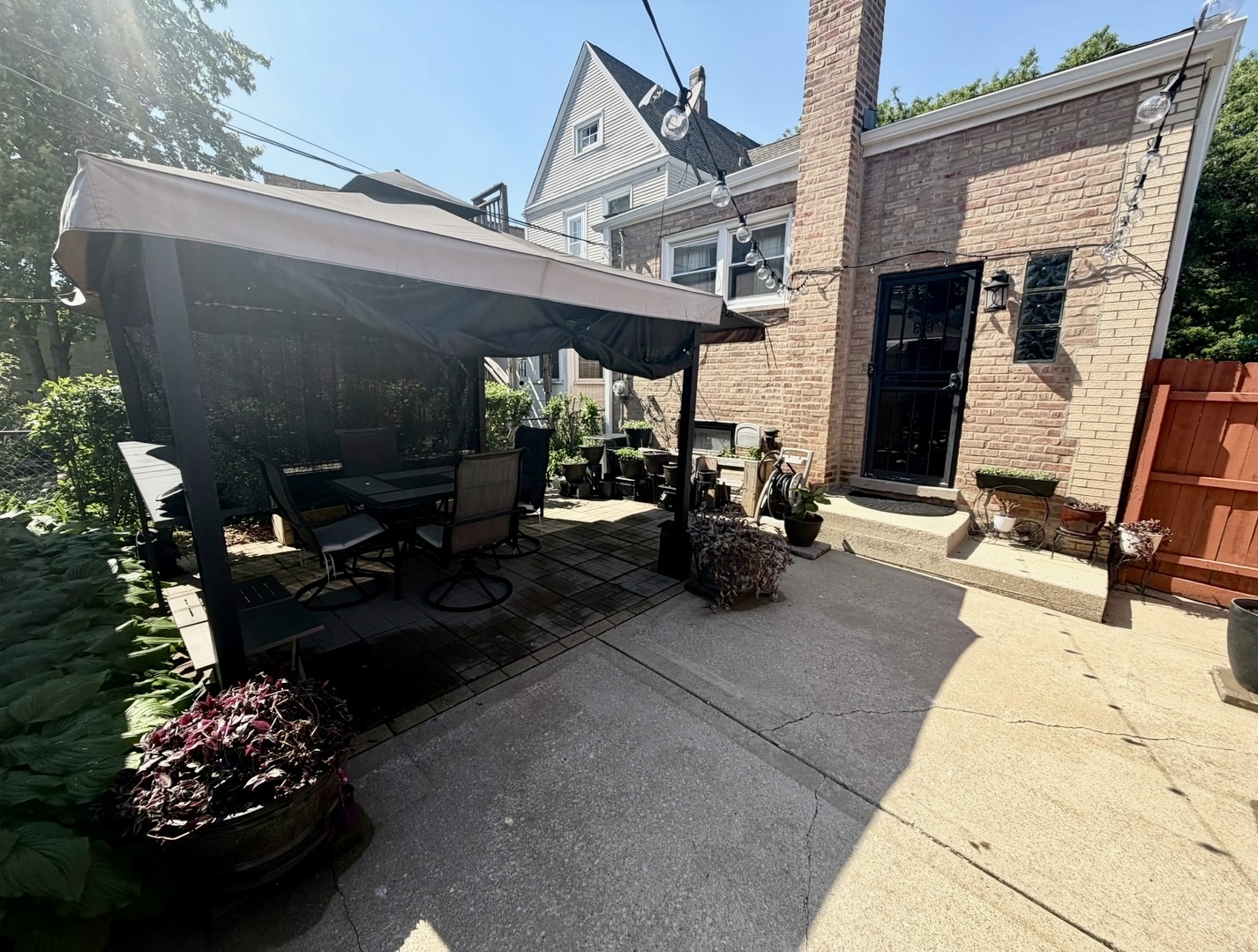 3401 W 62nd Place, Chicago, IL 60629